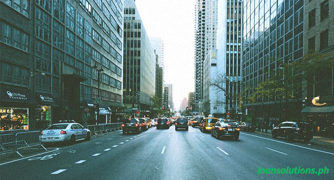 Doing the Four-Second-Gap Method While Driving